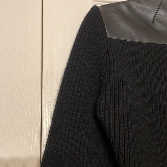 Black faux leather and knit zip-up sweater jacket with Size Medium - Picture 9 of 10